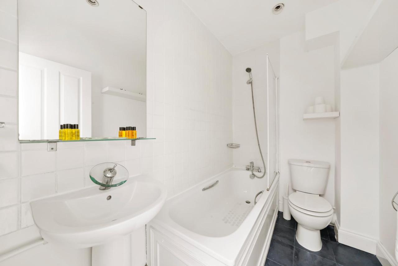 1 & 2 Bed Cosy Apartments Next To Earls Court Free Wifi London Exterior foto
