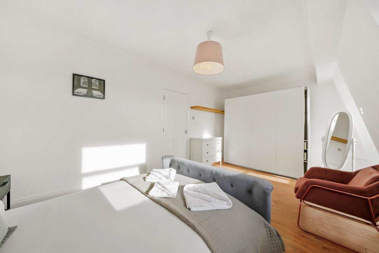 1 & 2 Bed Cosy Apartments Next To Earls Court Free Wifi London Exterior foto
